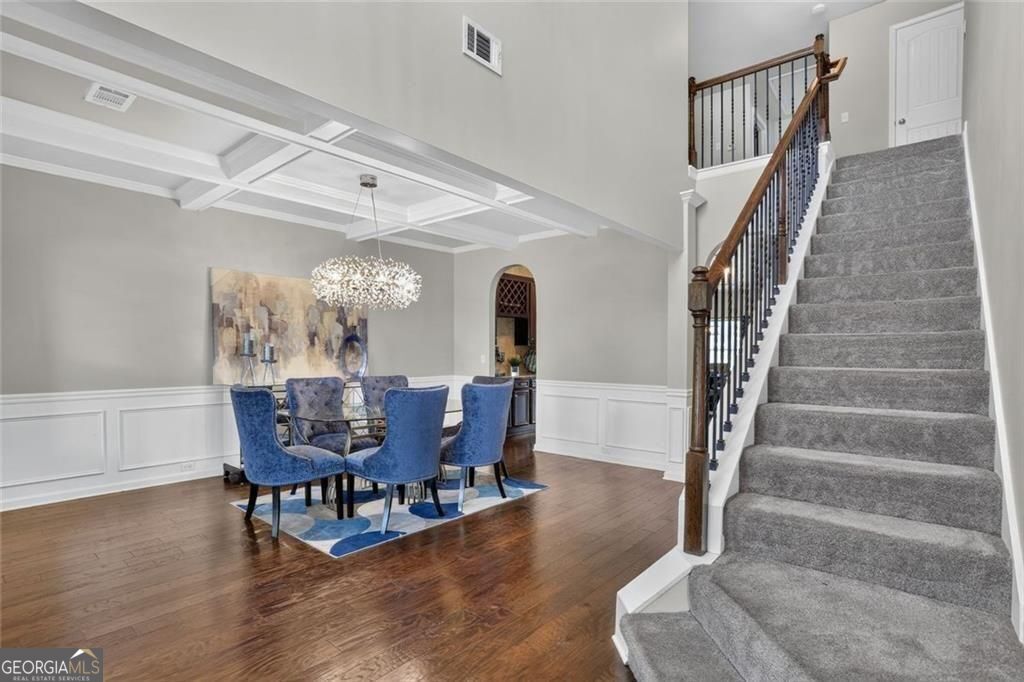 213 Manresa Court Property Photo 8