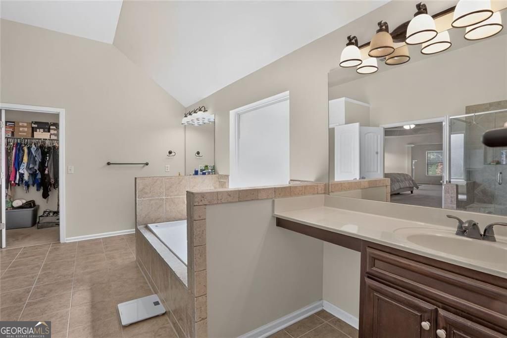 213 Manresa Court Property Photo 37