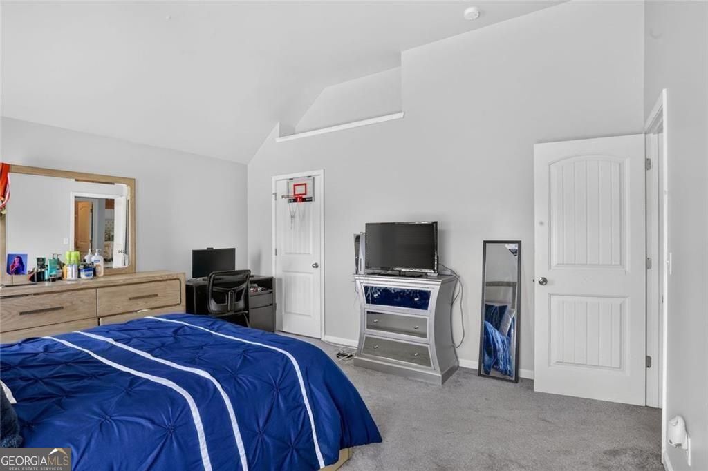 213 Manresa Court Property Photo 41