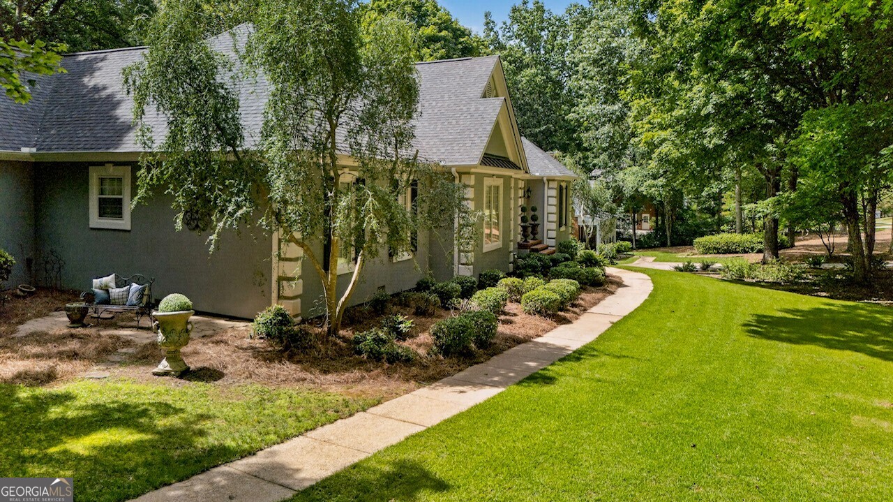 103 Windridge Drive Property Photo 4