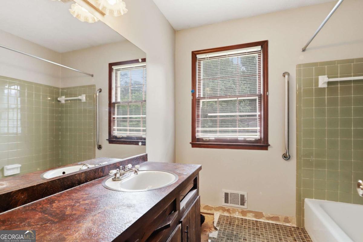 3021 Wendwood Drive Property Photo 30