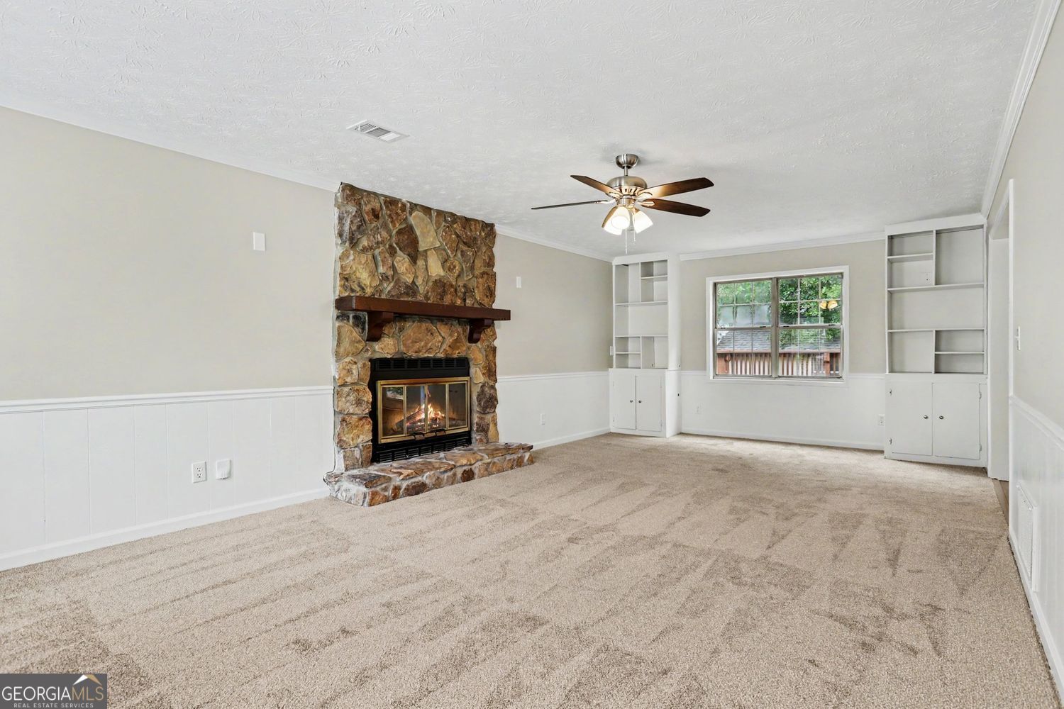 1061 Gunners Walk Property Photo 2