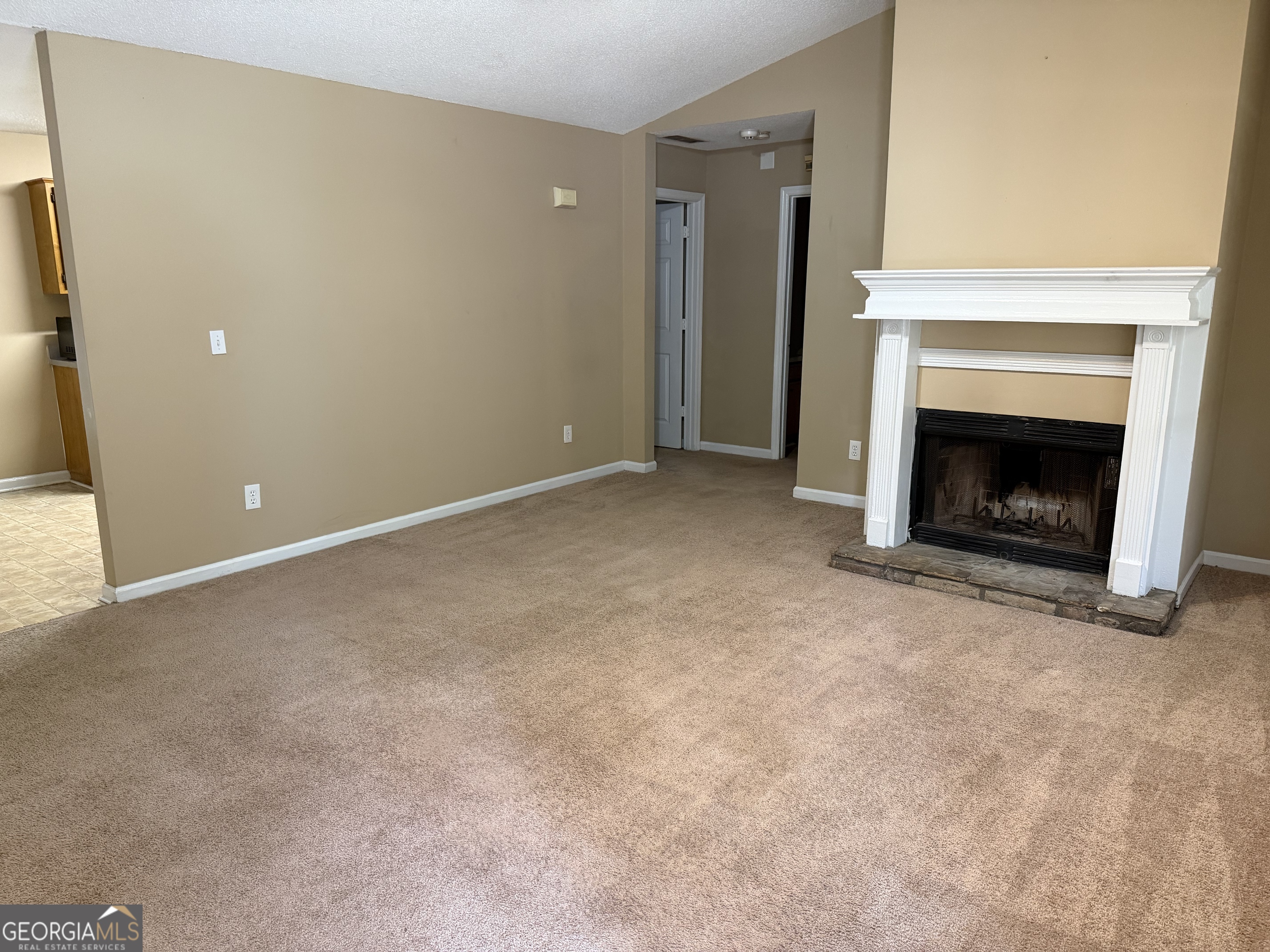 1220 N Hampton Drive Property Photo 2