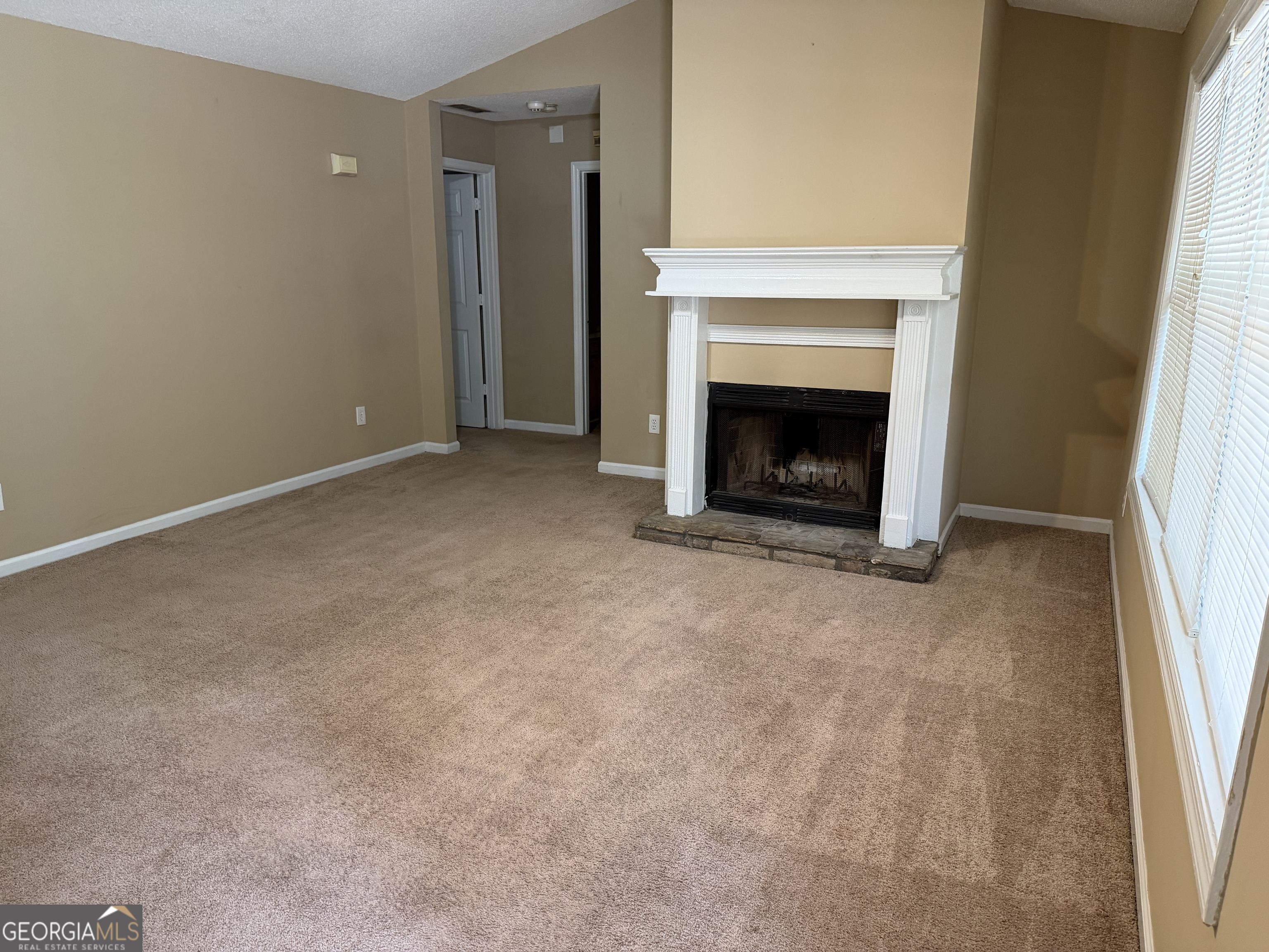 1220 N Hampton Drive Property Photo 3