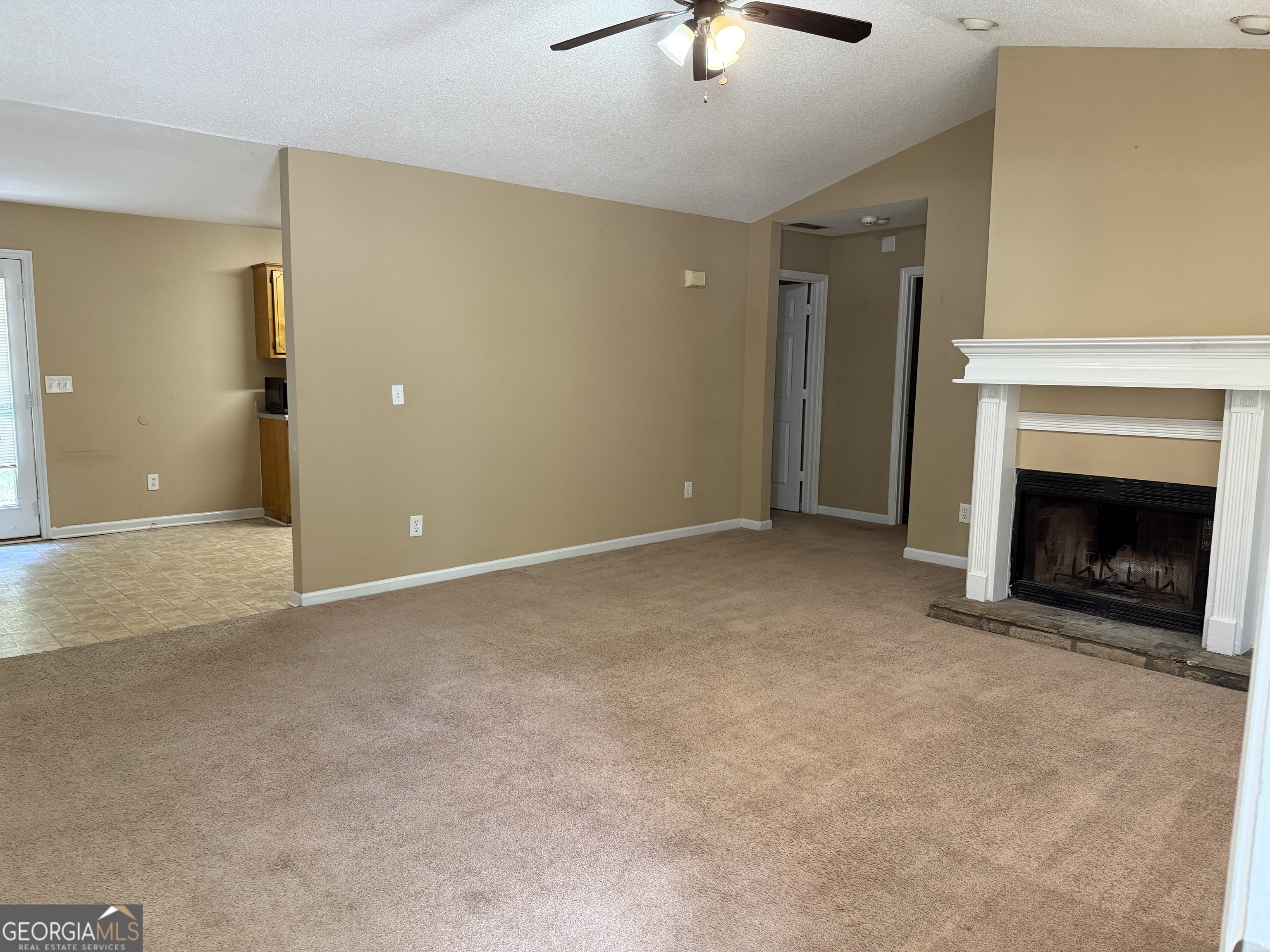 1220 N Hampton Drive Property Photo 4