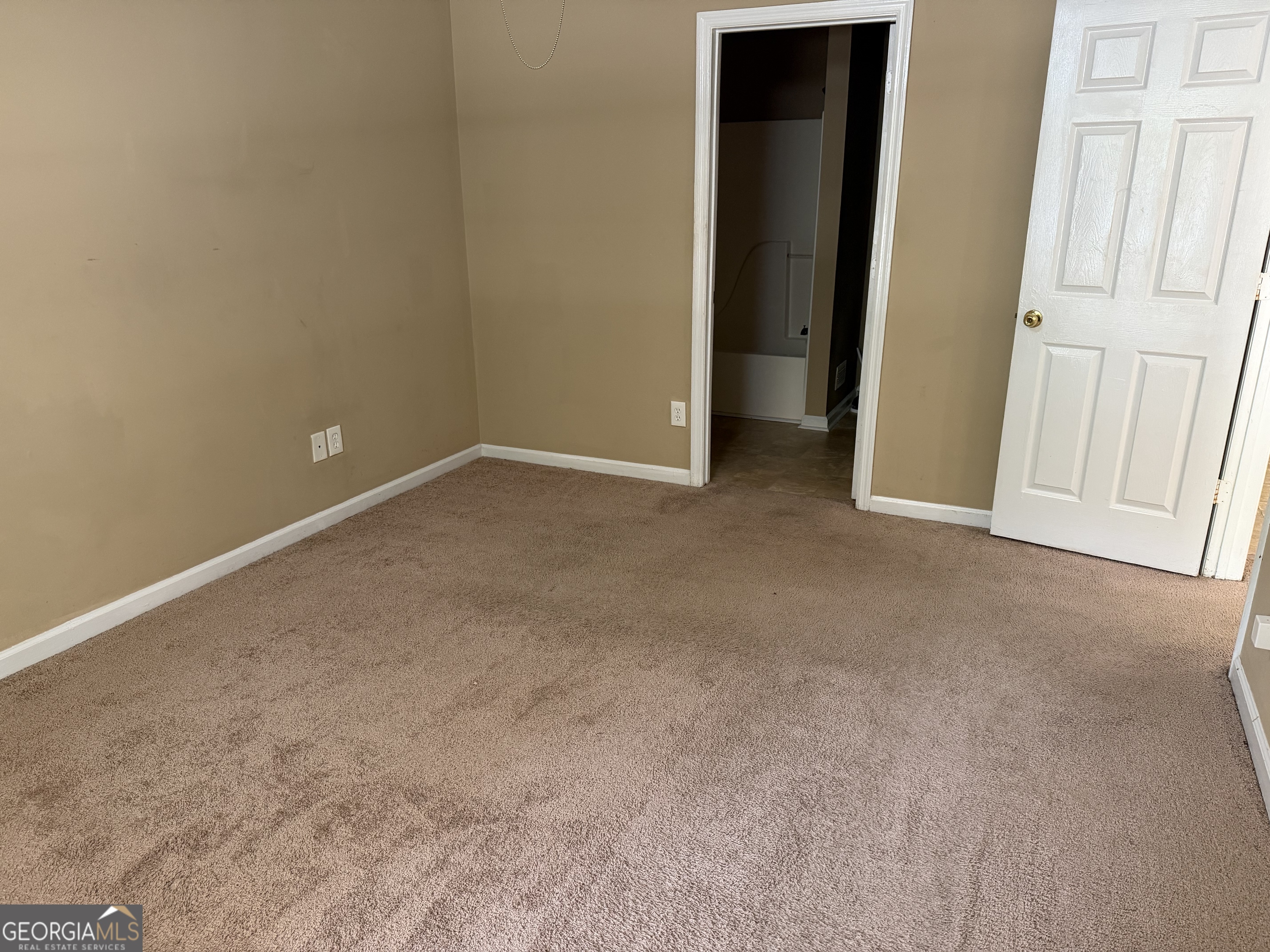 1220 N Hampton Drive Property Photo 9