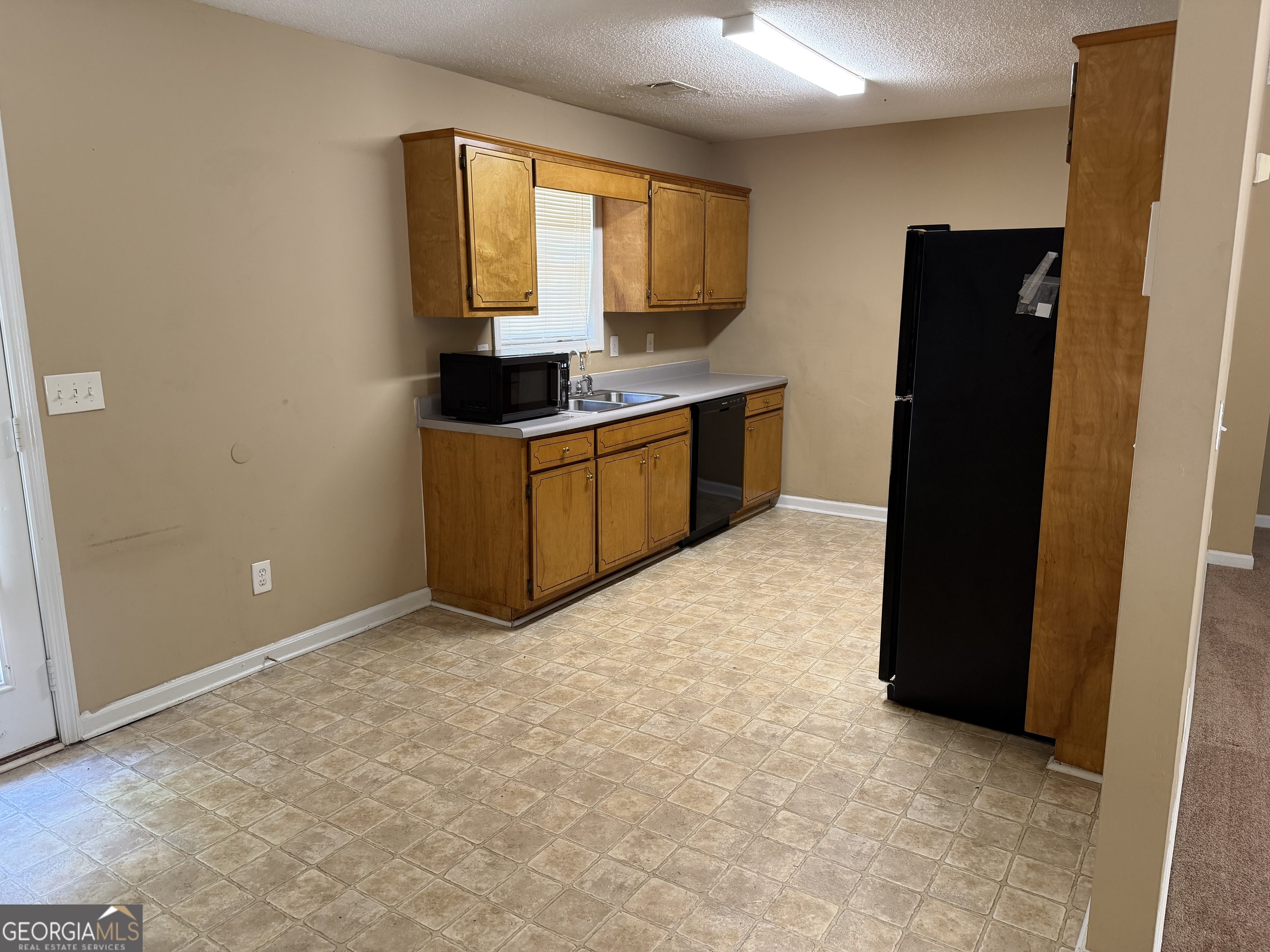 1220 N Hampton Drive Property Photo 10