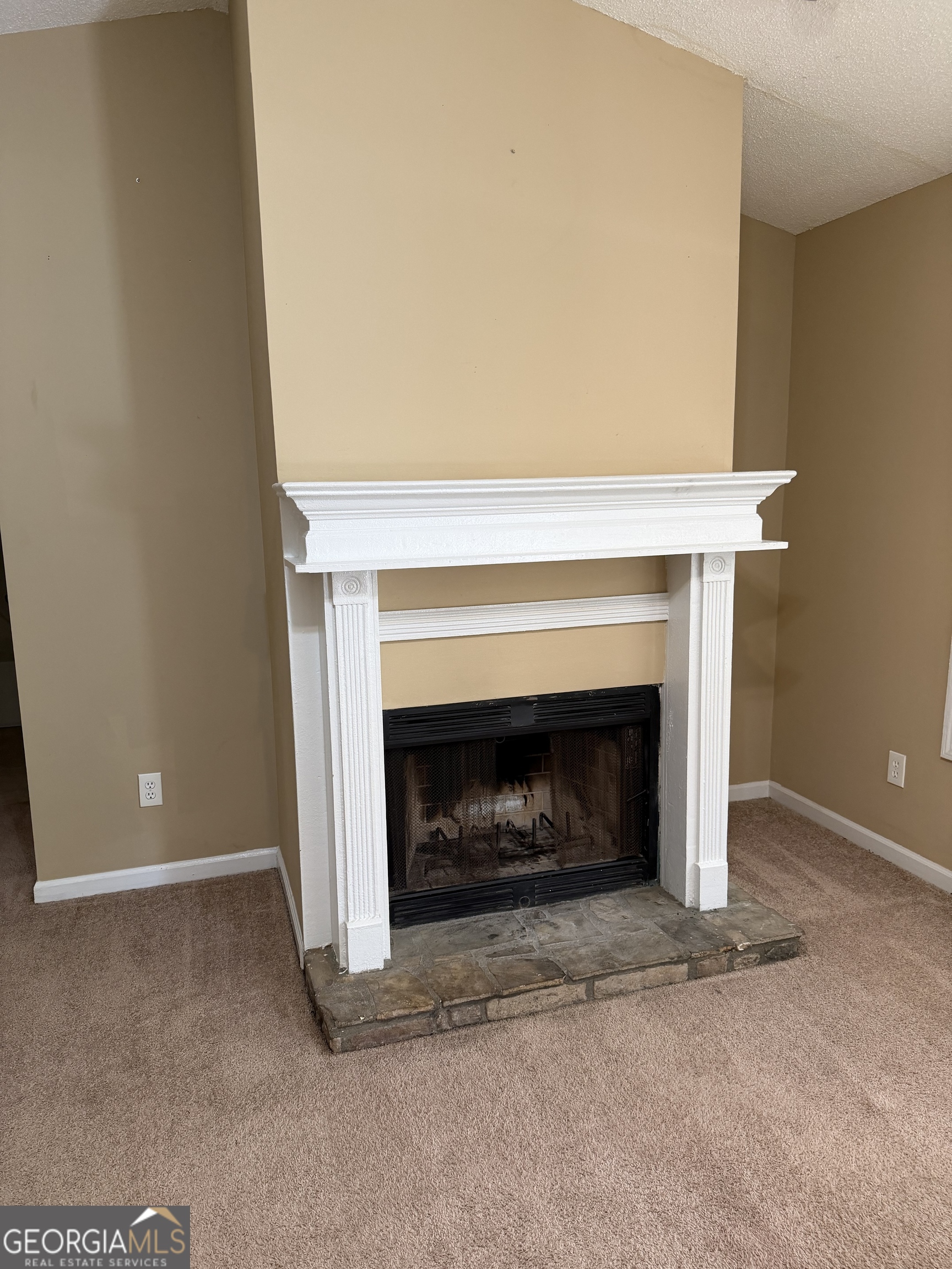 1220 N Hampton Drive Property Photo 15