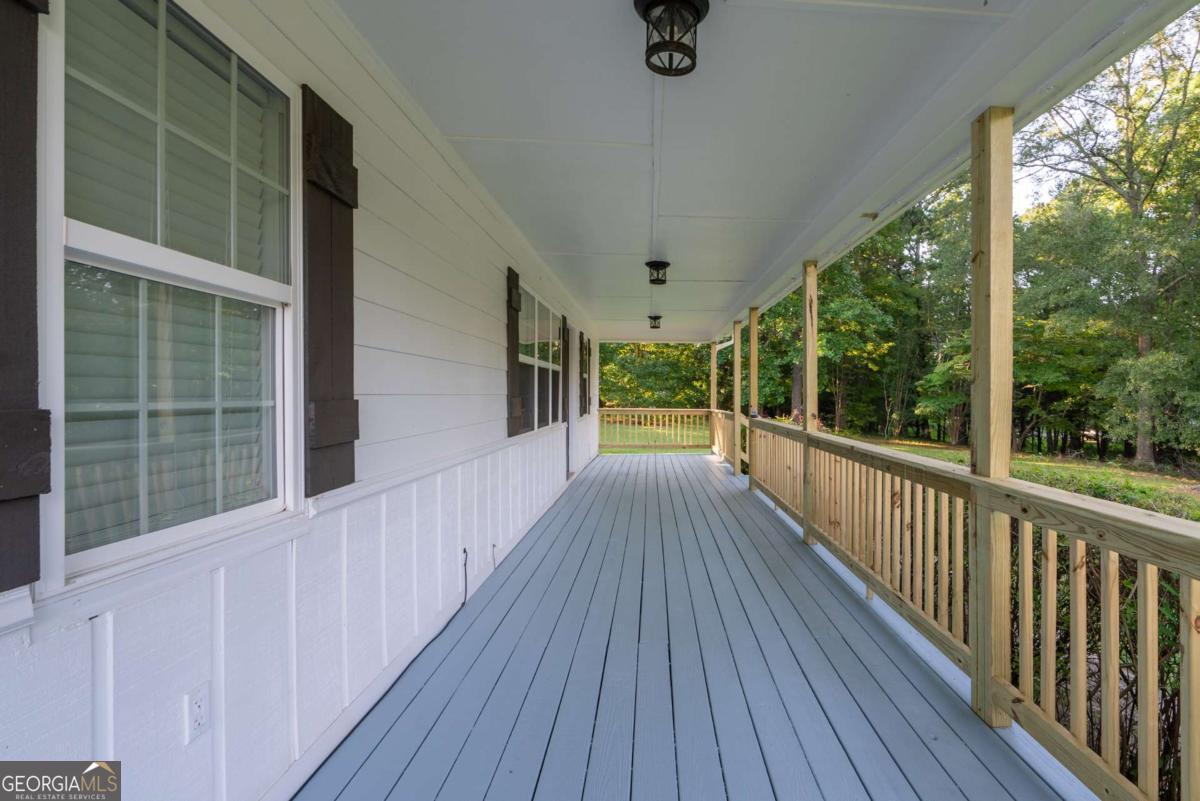 3322 Dewey Hogan Road Property Photo 6
