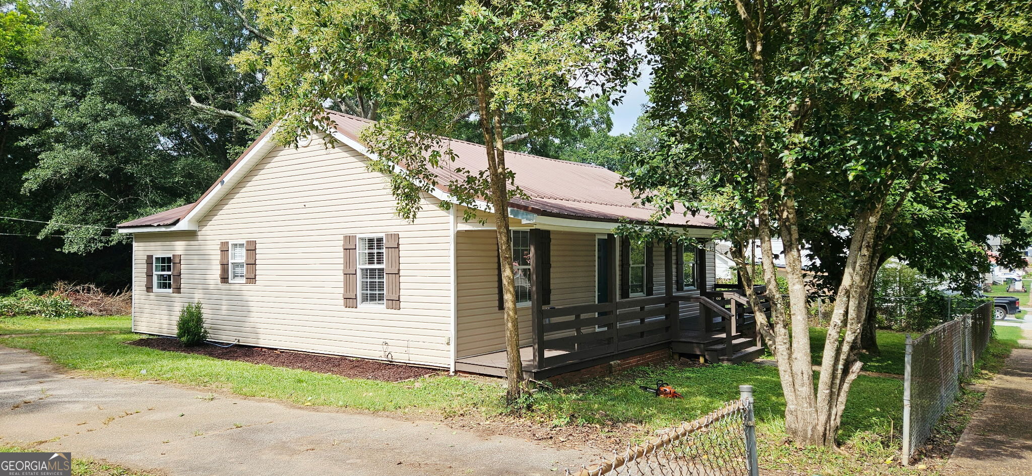 203 Marshall Street Property Photo 1