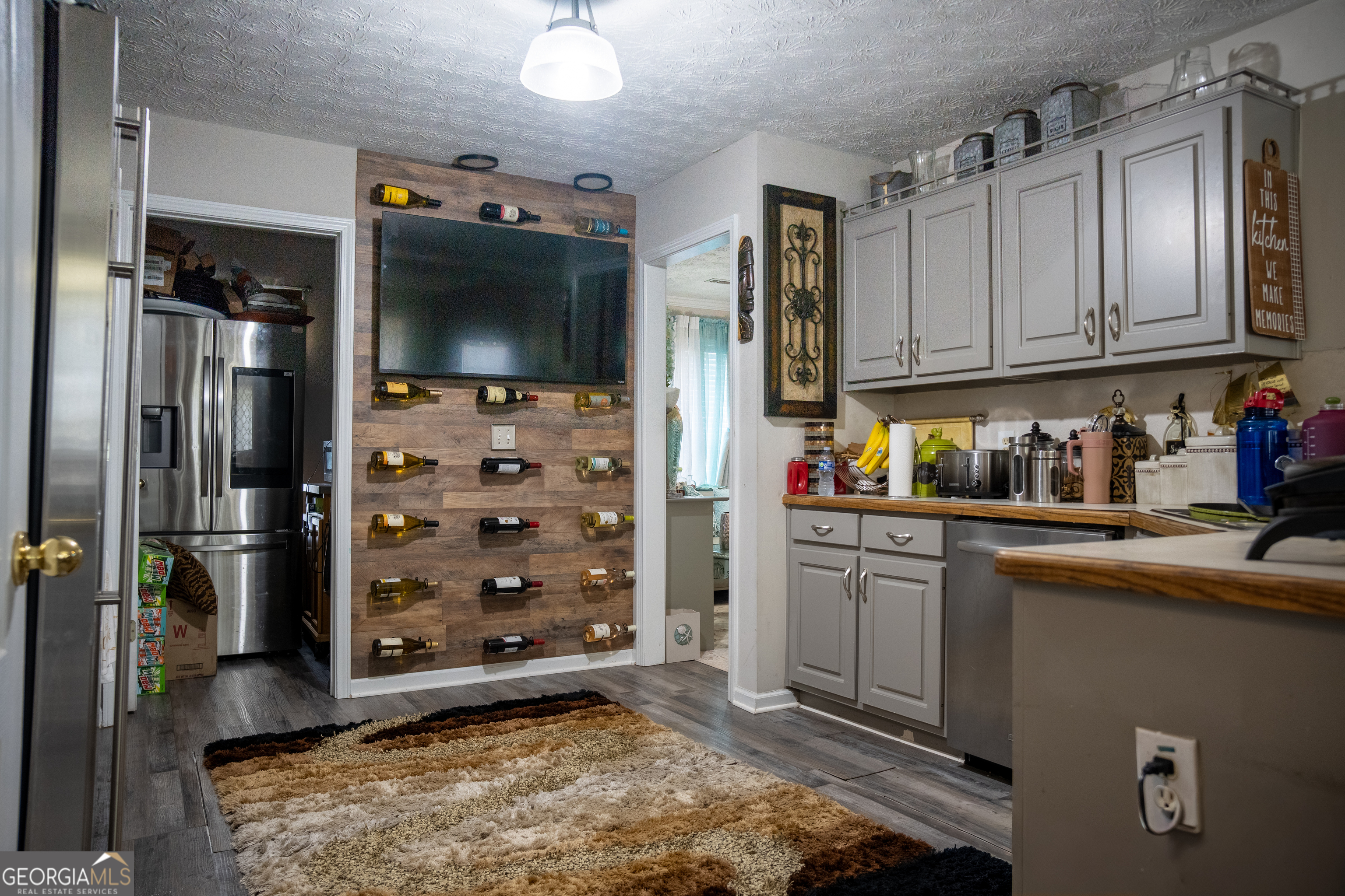 328 Black Willow Court Property Photo 4
