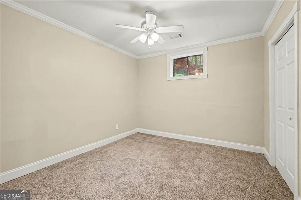 415 Grist Mill Drive E Property Photo 12