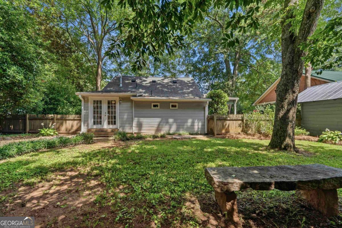 204 N Walnut Street Property Photo 33