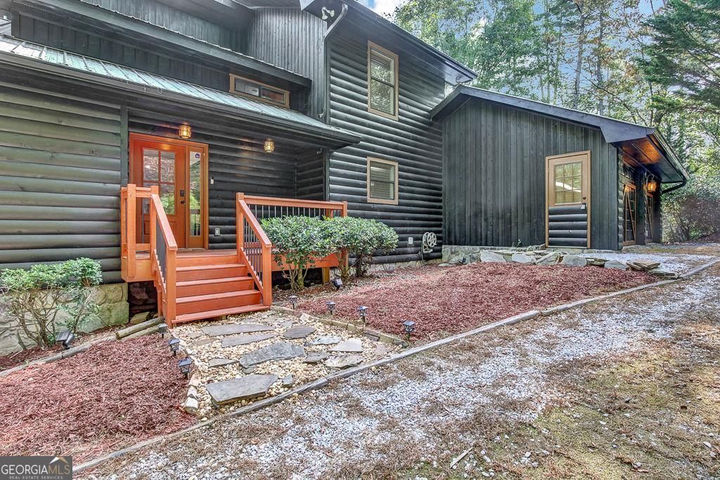 450 Flat Creek Circle Property Photo 2