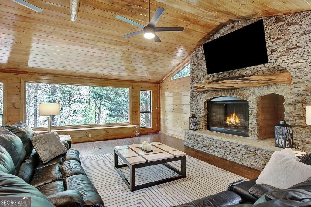 450 Flat Creek Circle Property Photo 24