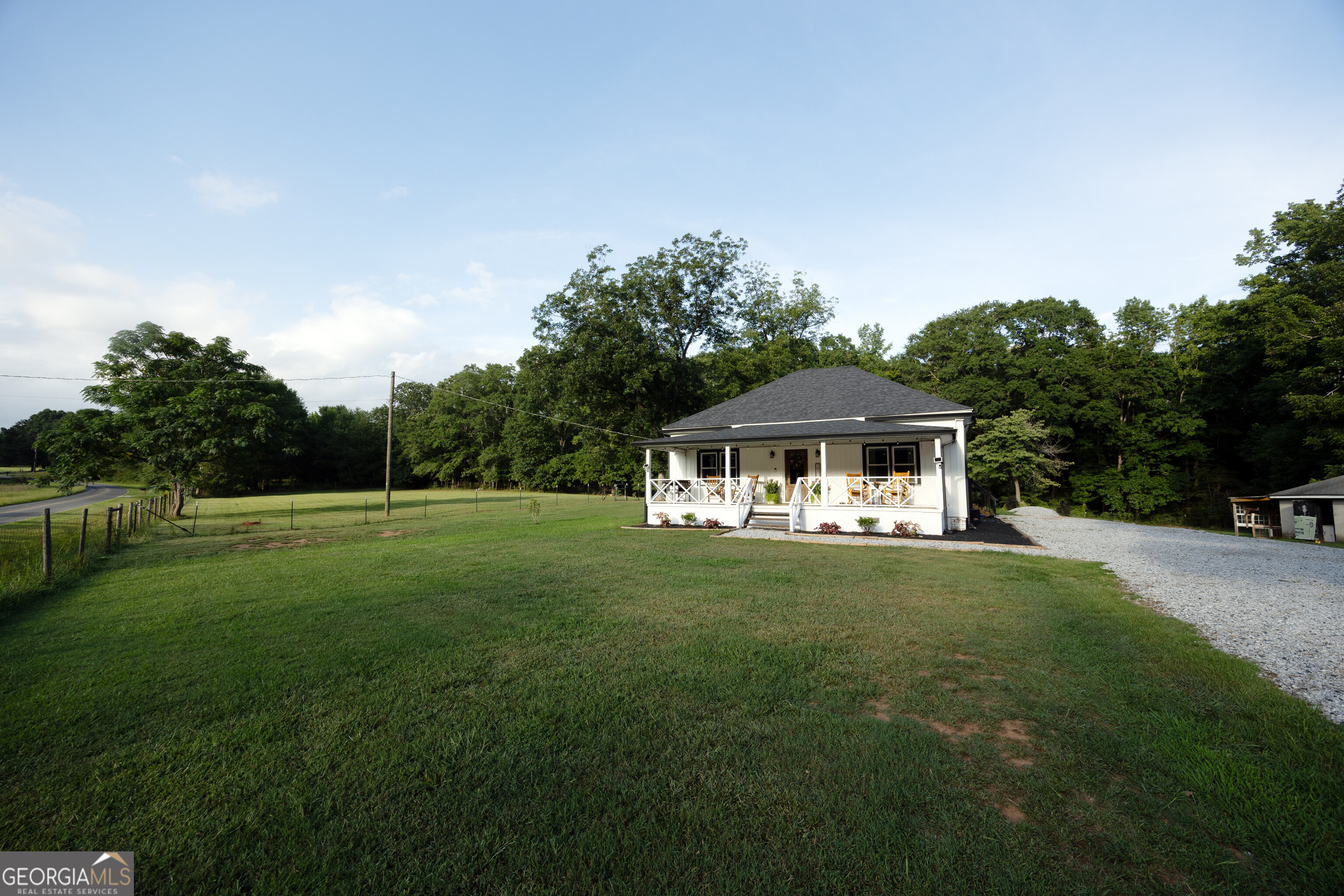 191 Bell Road Property Photo 4