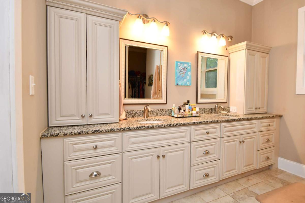 2210 Flat Rock Road Property Photo 33
