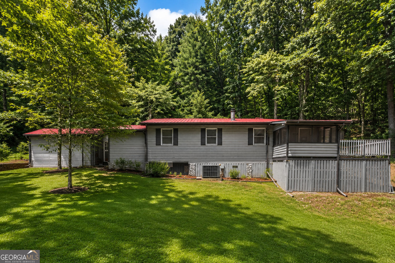 2261 Paradise Valley Road