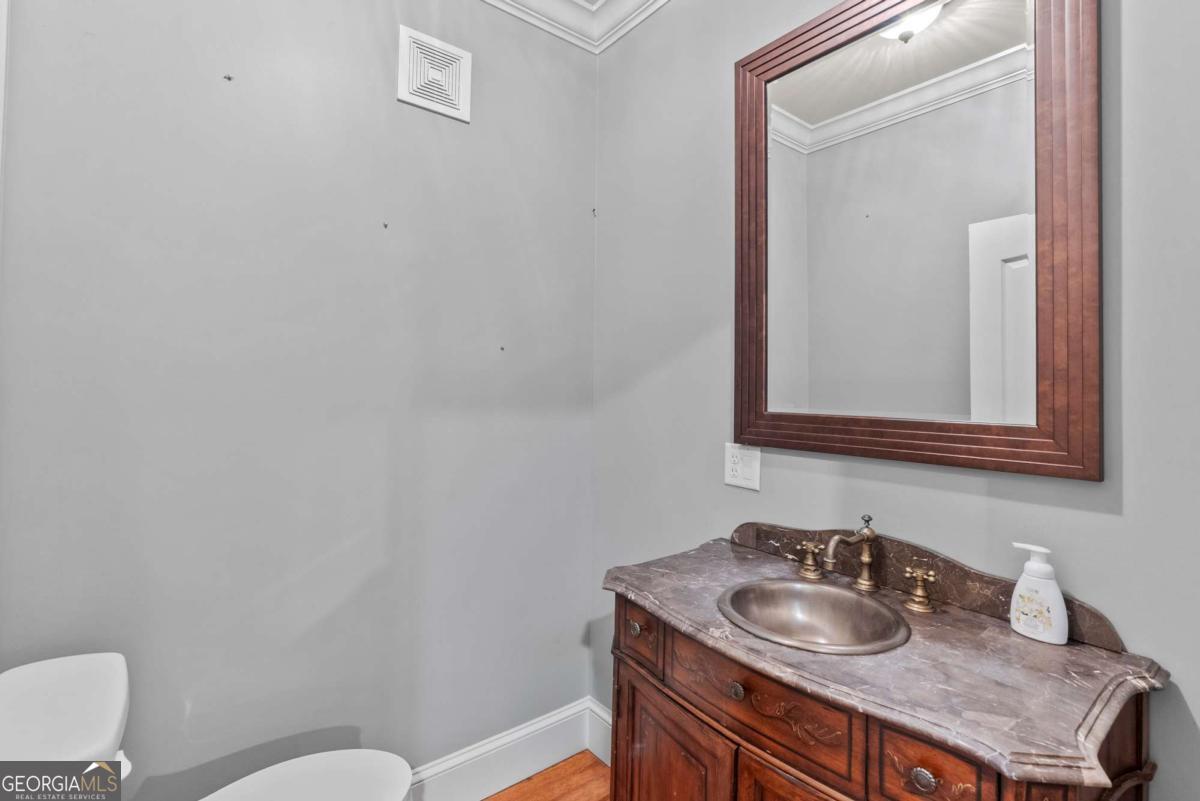 812 Treeline Drive Property Photo 22