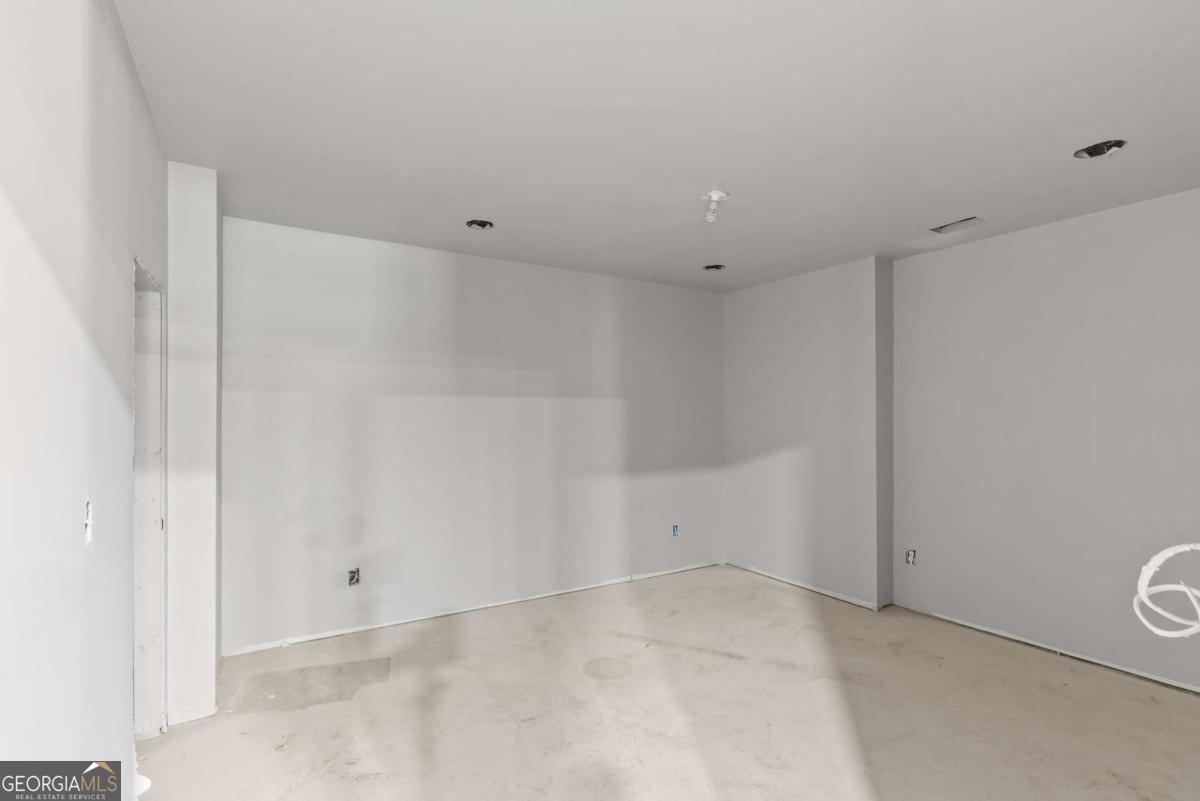 812 Treeline Drive Property Photo 26