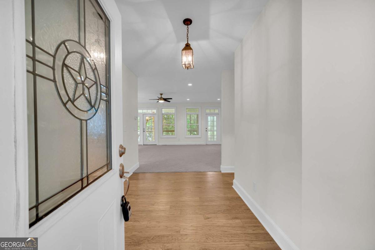 27 Classic Drive Property Photo 5