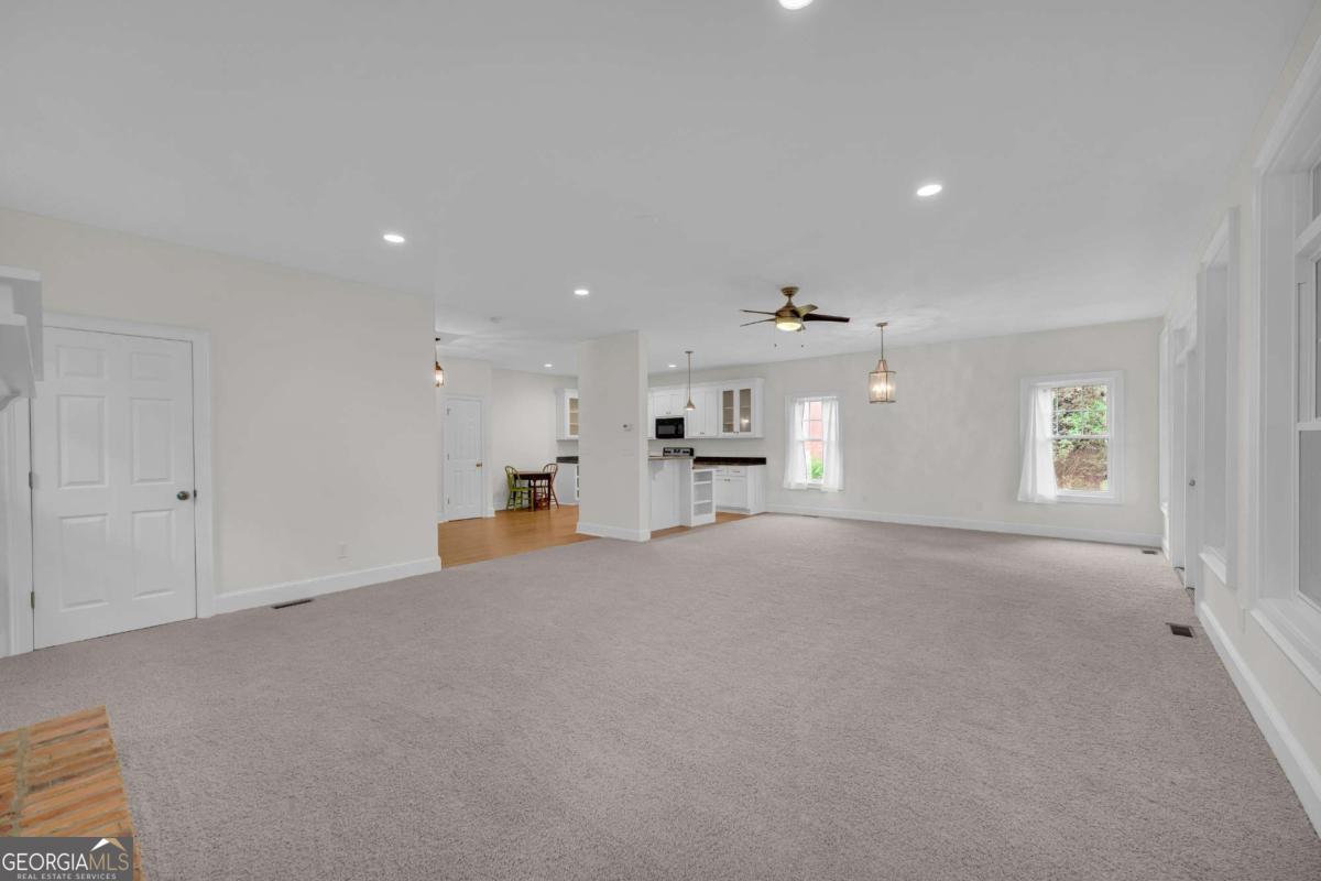 27 Classic Drive Property Photo 23