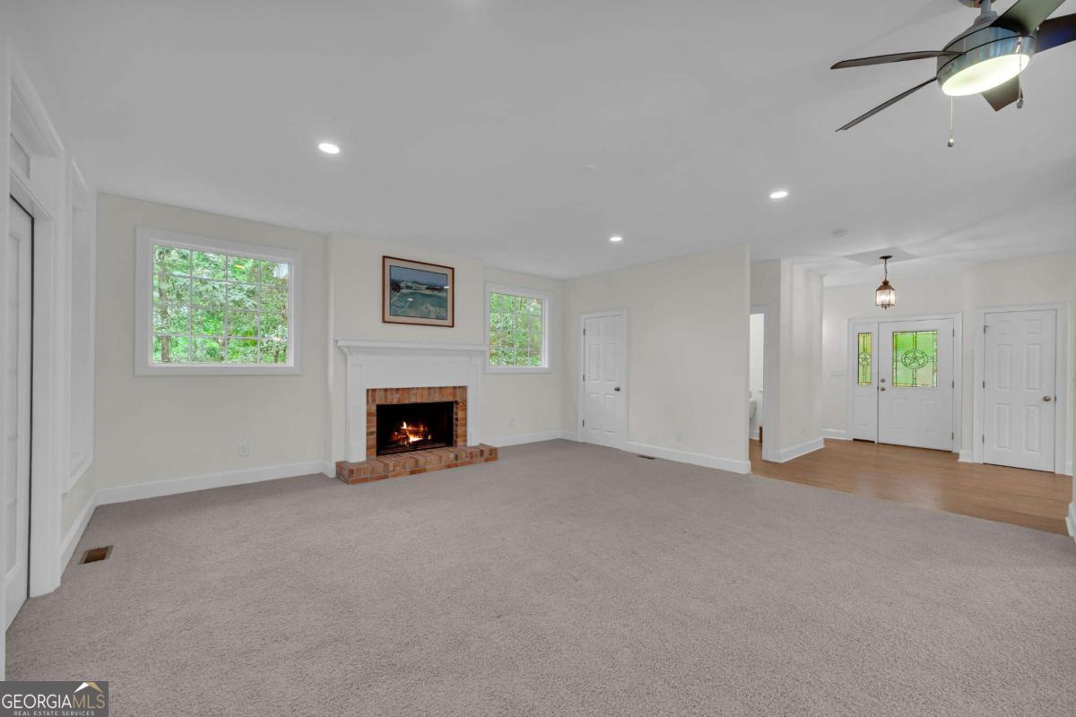 27 Classic Drive Property Photo 24