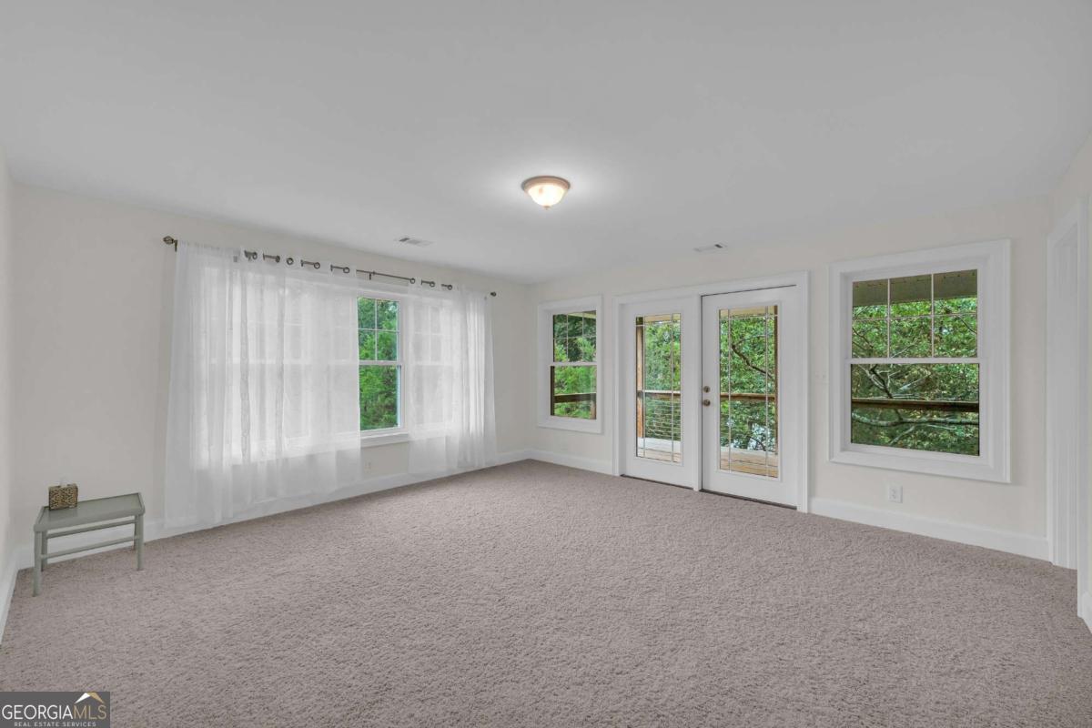 27 Classic Drive Property Photo 33