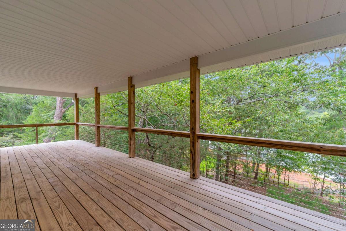 27 Classic Drive Property Photo 44