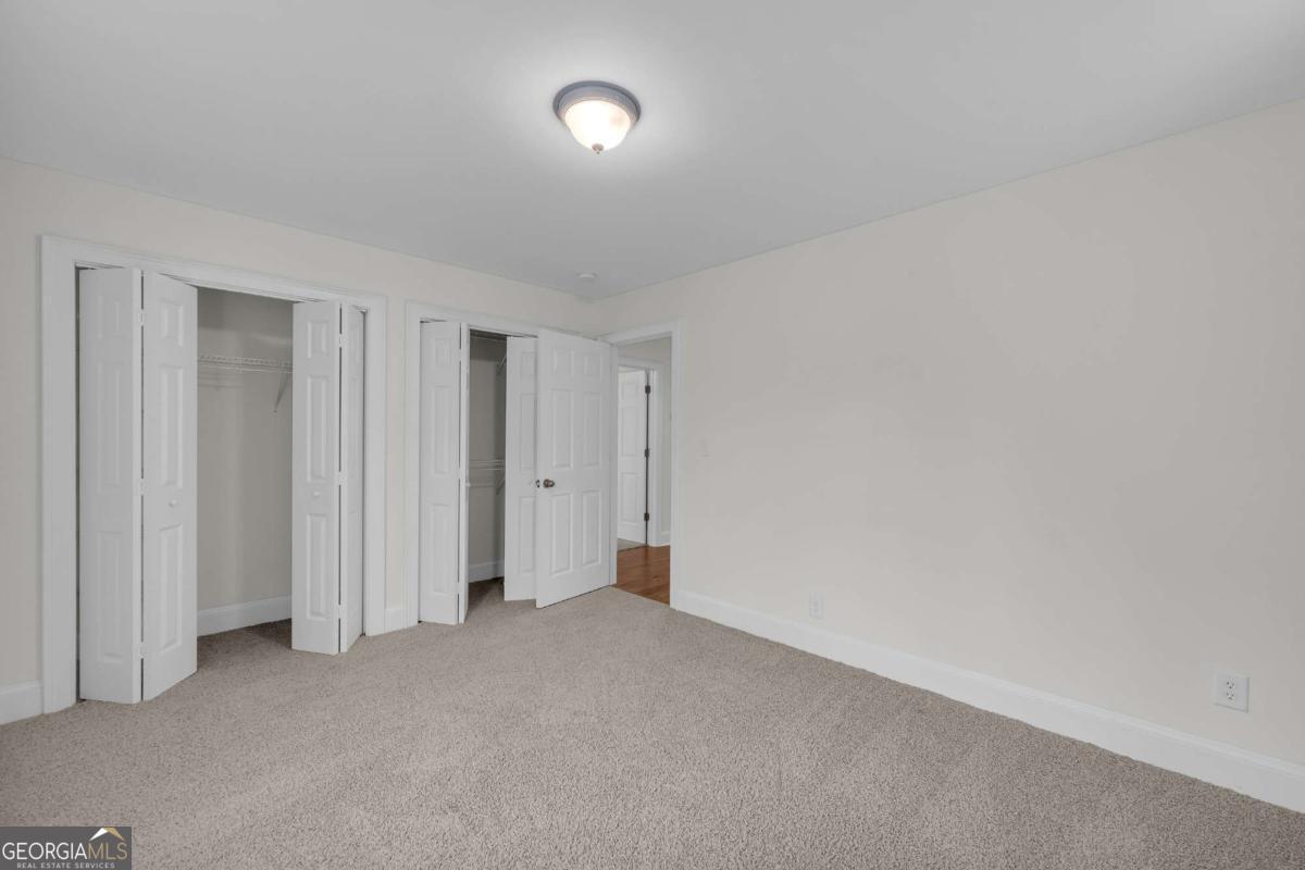 27 Classic Drive Property Photo 46