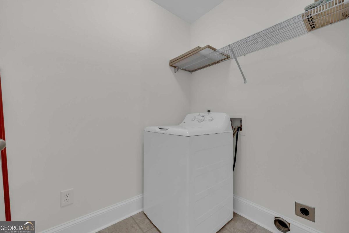 27 Classic Drive Property Photo 47