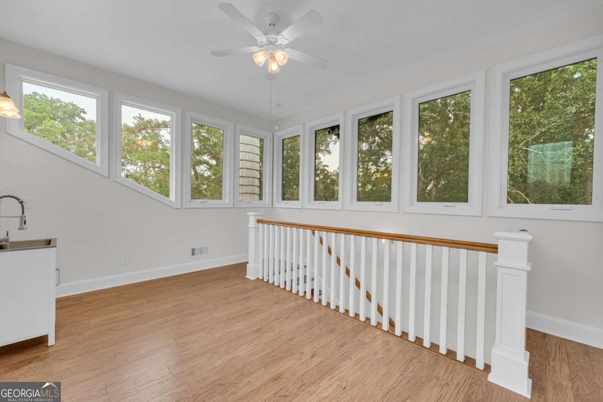 27 Classic Drive Property Photo 55