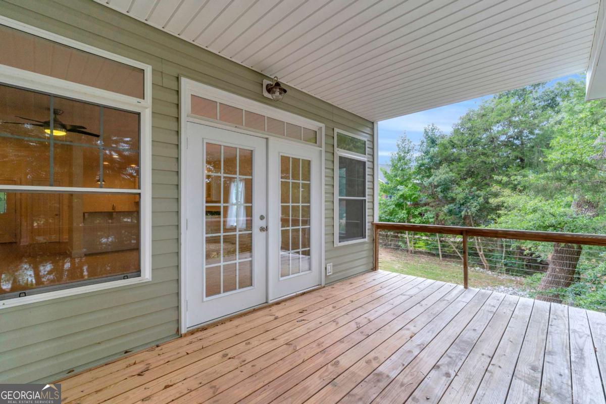 27 Classic Drive Property Photo 58