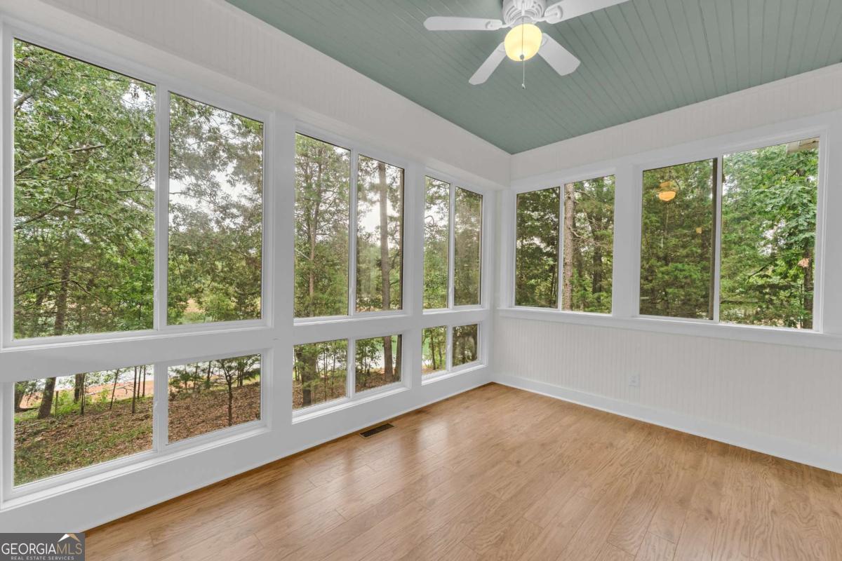 27 Classic Drive Property Photo 62