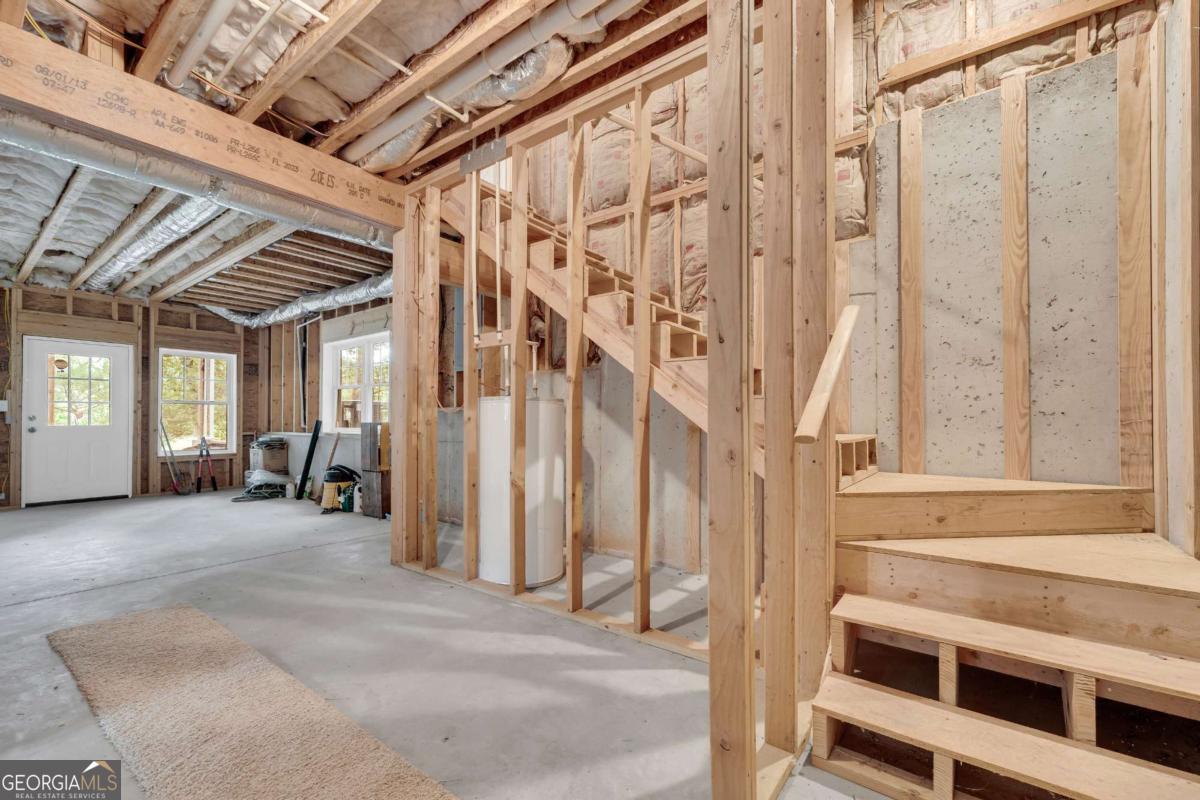 27 Classic Drive Property Photo 64