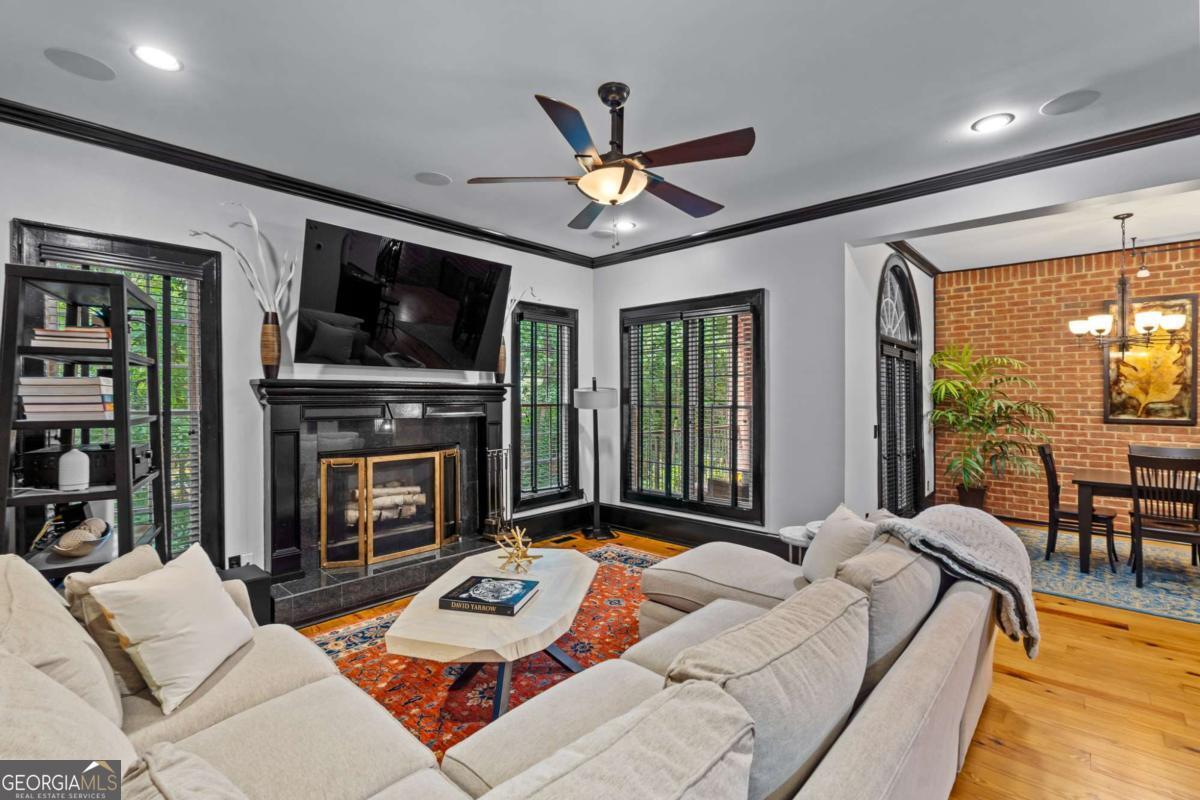 5512 Glenridge Drive # K Property Photo 17