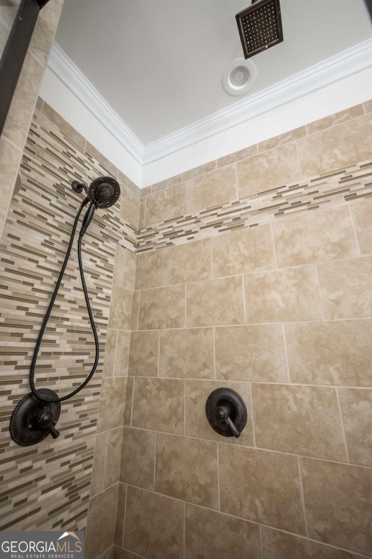 155 Pine Creek Way Property Photo 7