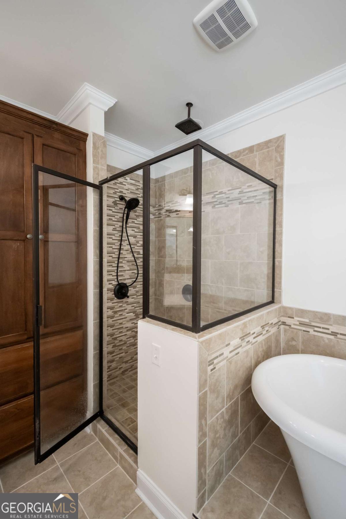 155 Pine Creek Way Property Photo 8
