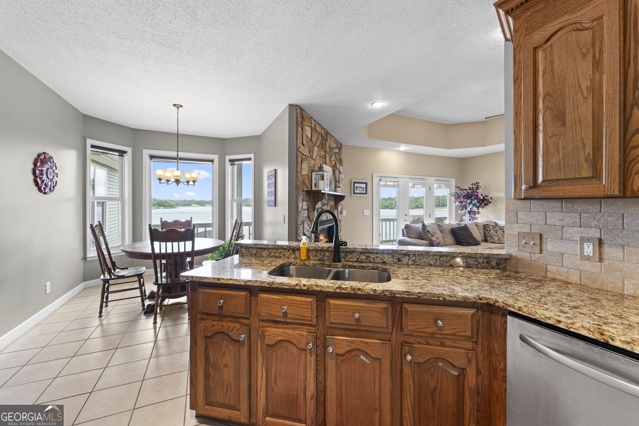 354 Hillridge Cove Property Photo 15