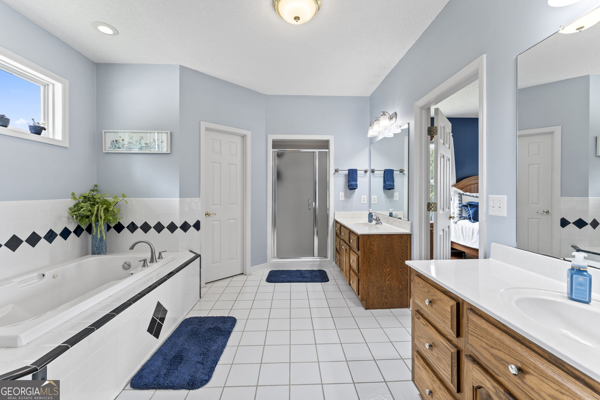 354 Hillridge Cove Property Photo 25