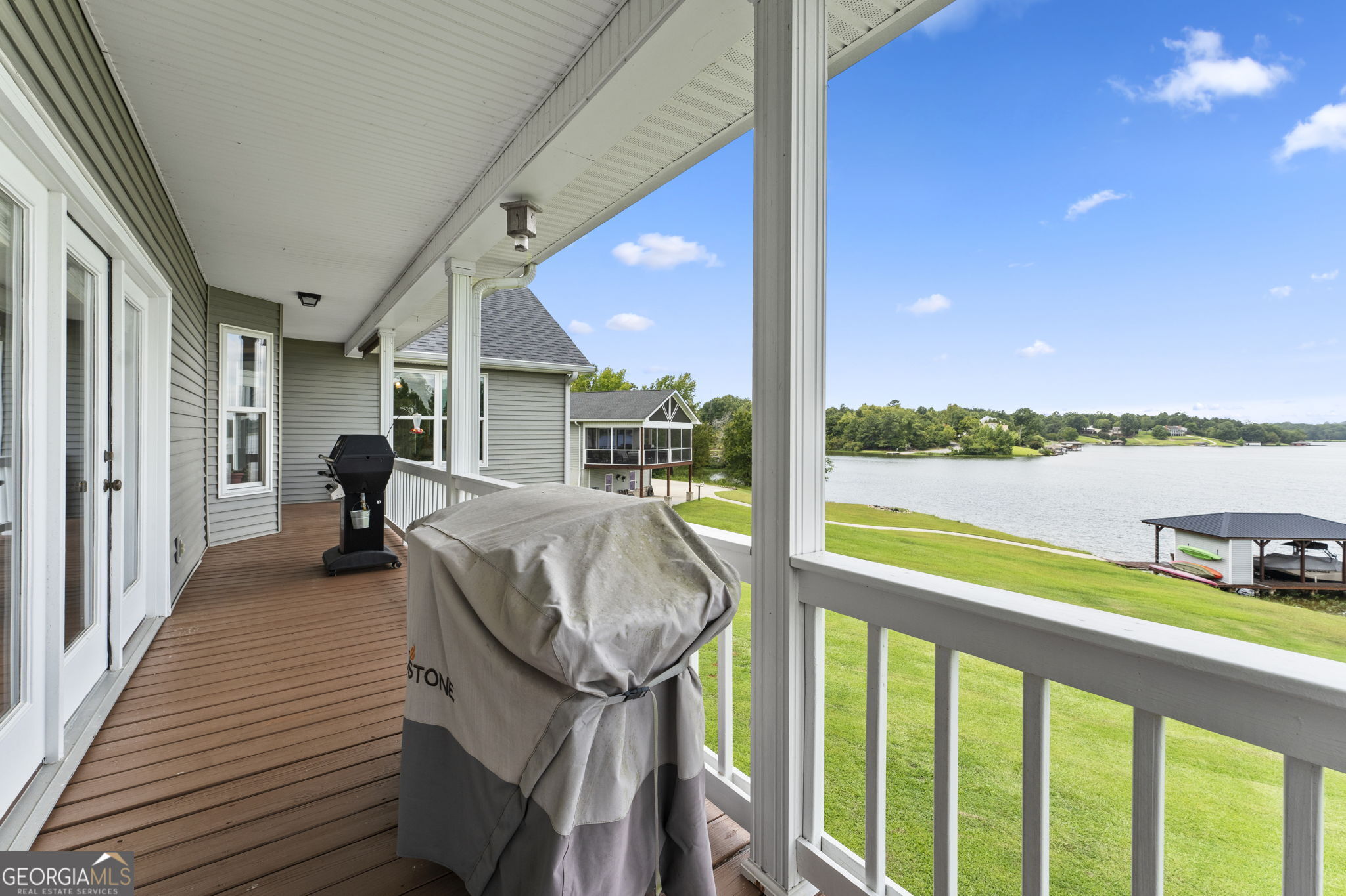 354 Hillridge Cove Property Photo 28