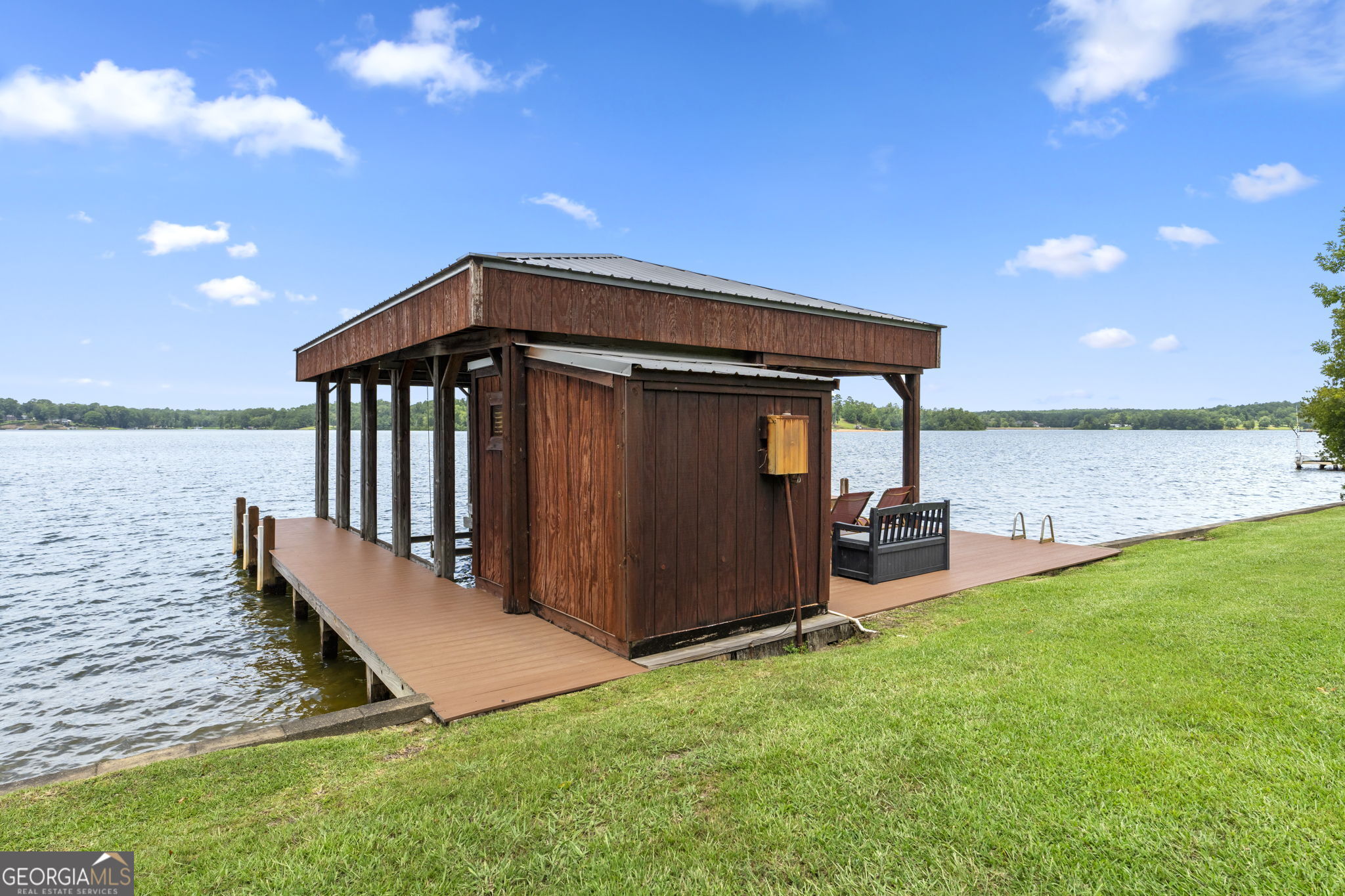 354 Hillridge Cove Property Photo 44