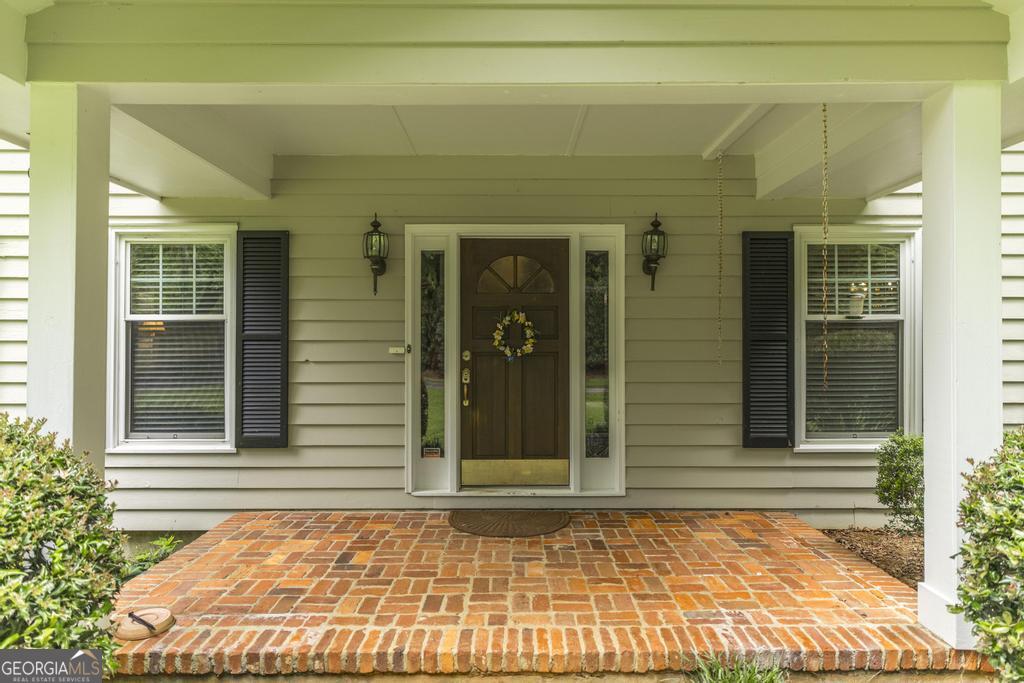 2311 Wesleyan Drive Property Photo 3