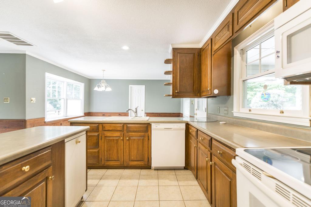 2311 Wesleyan Drive Property Photo 18