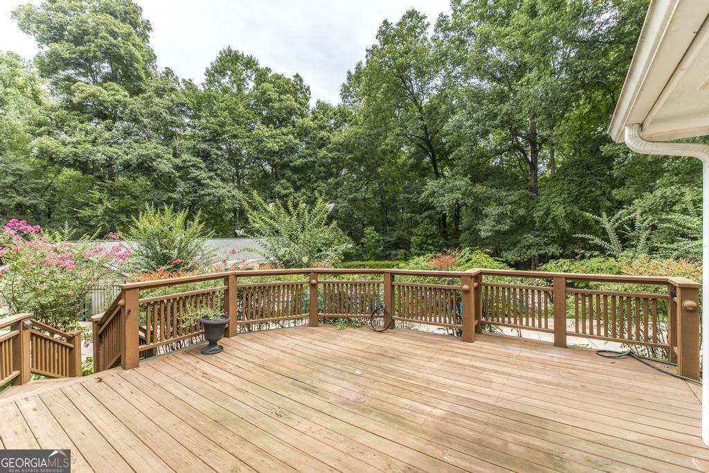 2311 Wesleyan Drive Property Photo 37