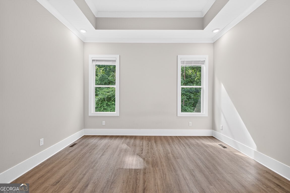 6052 Oak Hill Drive Property Photo 20