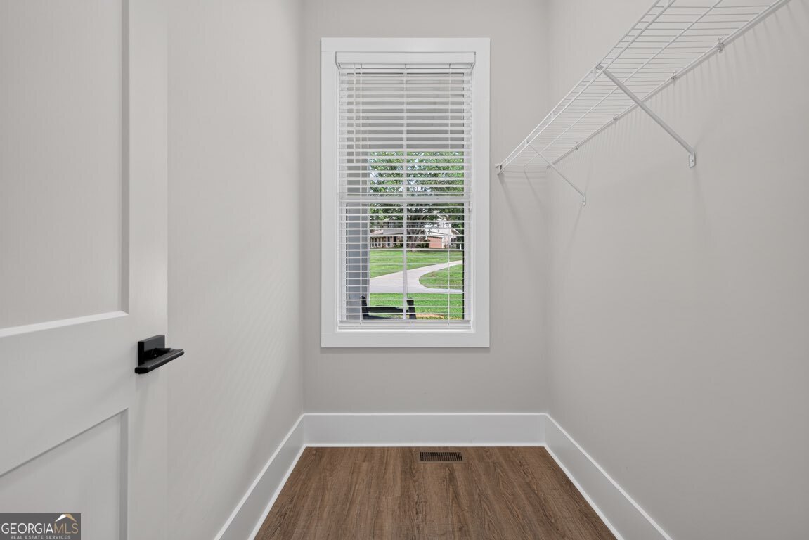 6052 Oak Hill Drive Property Photo 27