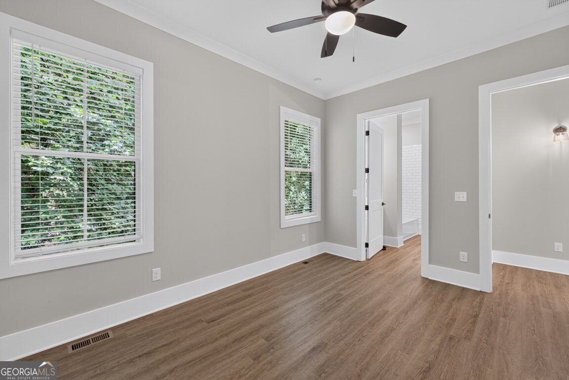 6052 Oak Hill Drive Property Photo 29