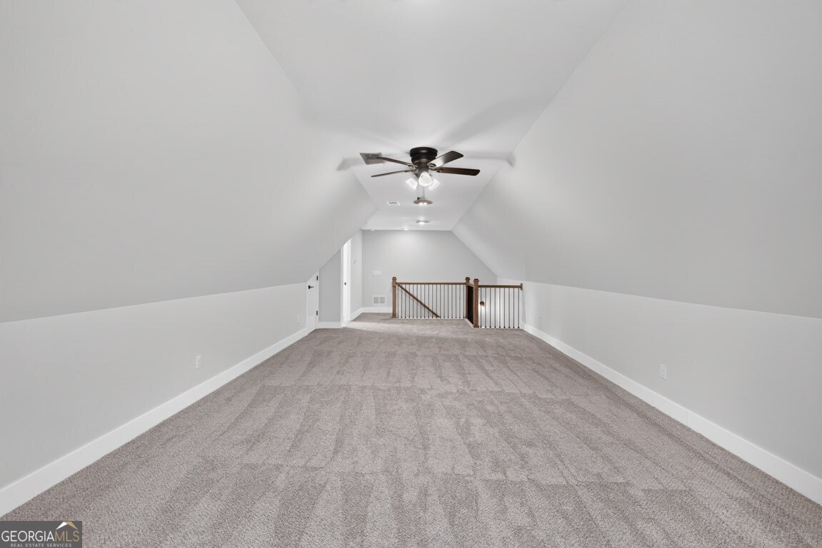 6052 Oak Hill Drive Property Photo 32