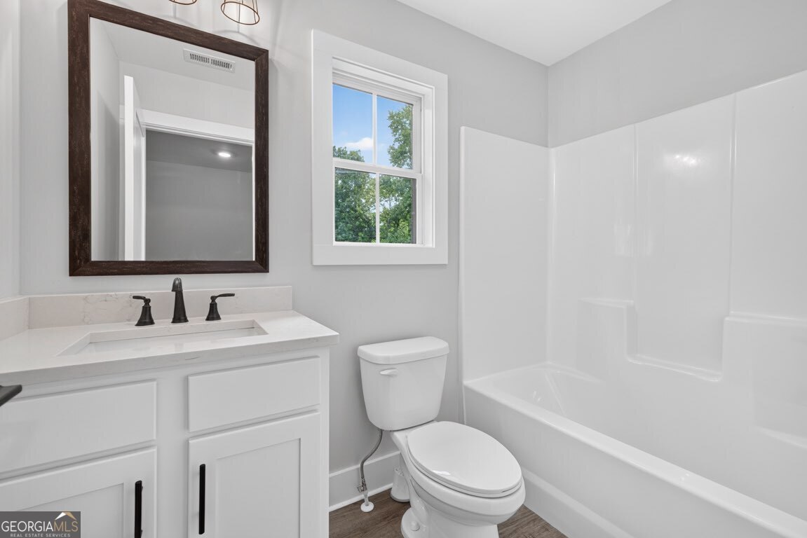 6052 Oak Hill Drive Property Photo 33